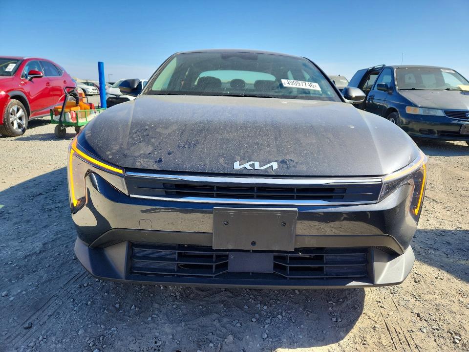 2025 Kia K4 მანქანა იყიდება აუქციონზე, vin: 3KPFT4DE2SE027824, აუქციონის ნომერი: 49097746