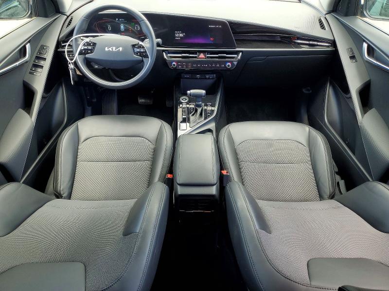 Продаж на аукціоні авто 2023 Kia Niro, vin: KNDCR3LE8P5040643, номер лоту: 51680136