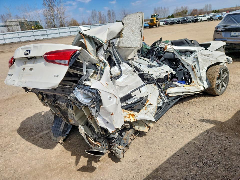 2018 Kia Forte მანქანა იყიდება აუქციონზე, vin: 3KPFL4A81JE209902, აუქციონის ნომერი: 50092656