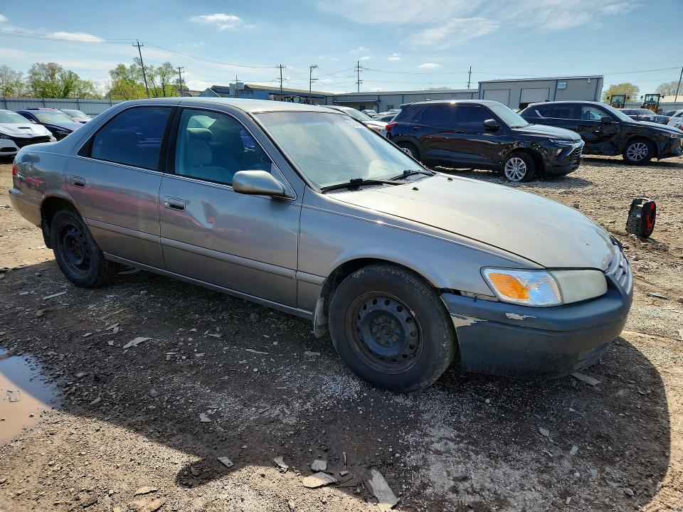 Продажа на аукционе авто 2001 Toyota Camry, vin: 4T1BG22K51U042183, номер лота: 51648186