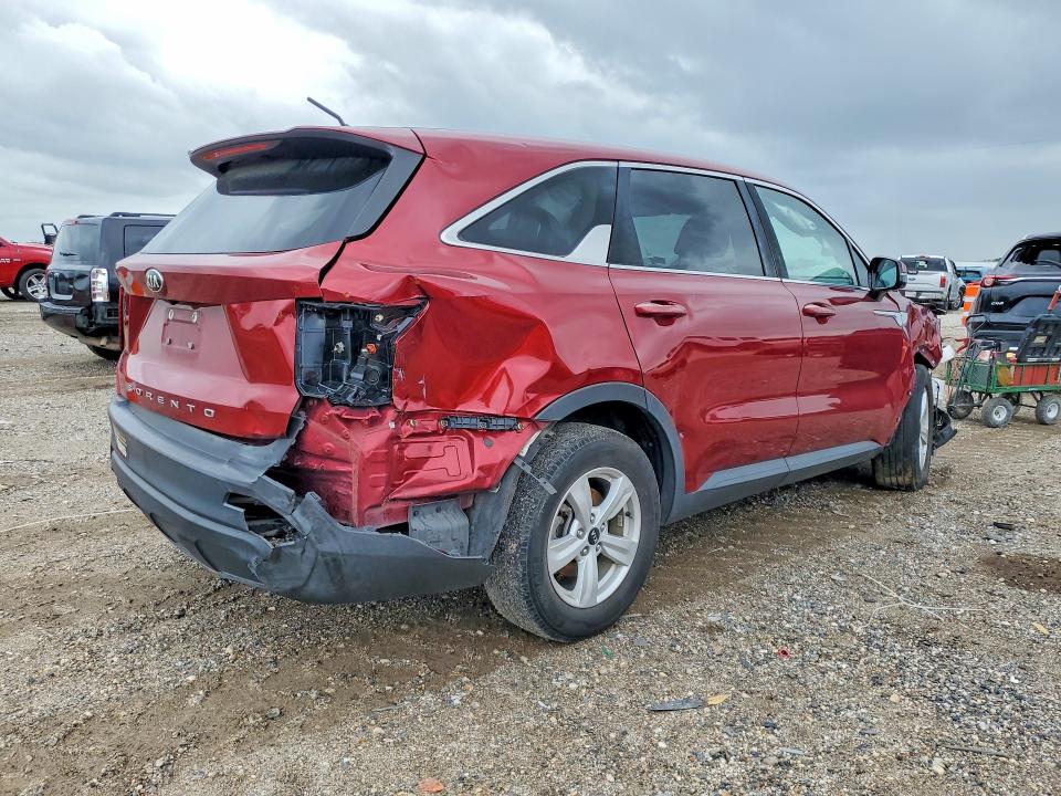 49758896 :رقم المزاد ، 5XYRG4LC3MG018881 vin ، 2021 Kia Sorento مزاد بيع