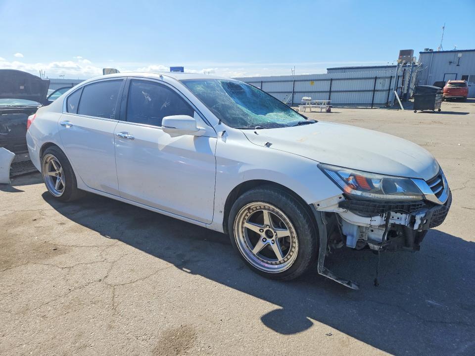 Продажа на аукционе авто 2015 Honda Accord, vin: 1HGCR2F73FA032772, номер лота: 50972826