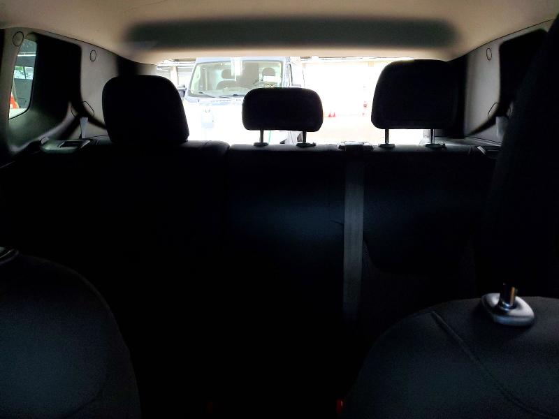 50294126 :رقم المزاد ، ZACNJDB12PPP33846 vin ، 2023 Jeep Renegade مزاد بيع