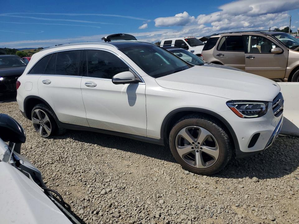 49010836 :رقم المزاد ، W1N0G8DB7NG110301 vin ، 2022 Mercedes-benz Glc مزاد بيع