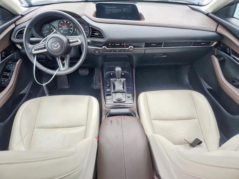 47654556 :رقم المزاد ، 3MVDMBDL8NM413437 vin ، 2022 Mazda Cx-30 مزاد بيع