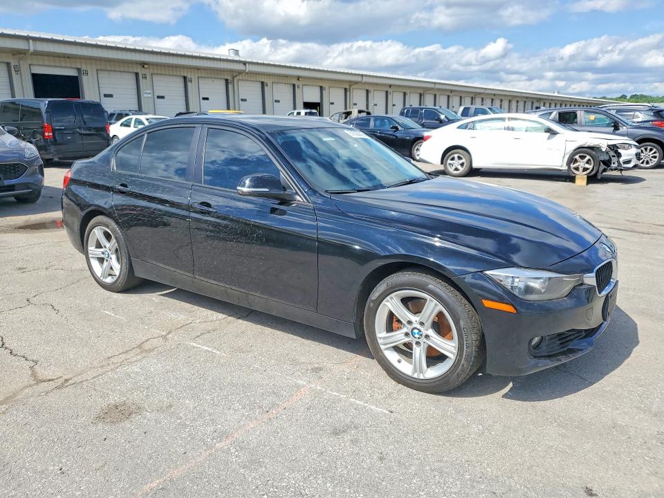 2013 Bmw 328 მანქანა იყიდება აუქციონზე, vin: WBA3B3C58DF541961, აუქციონის ნომერი: 51525316