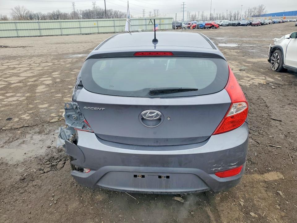 2017 Hyundai Accent მანქანა იყიდება აუქციონზე, vin: KMHCT5AE1HU320570, აუქციონის ნომერი: 49461646