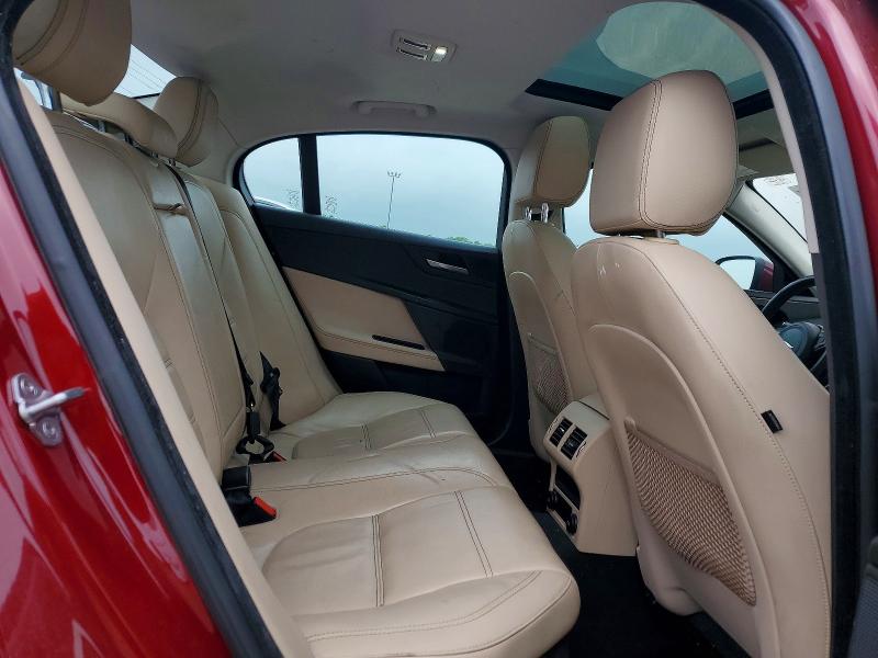 49593376 :رقم المزاد ، SAJAE4BG1HA969756 vin ، 2017 Jaguar Xe مزاد بيع