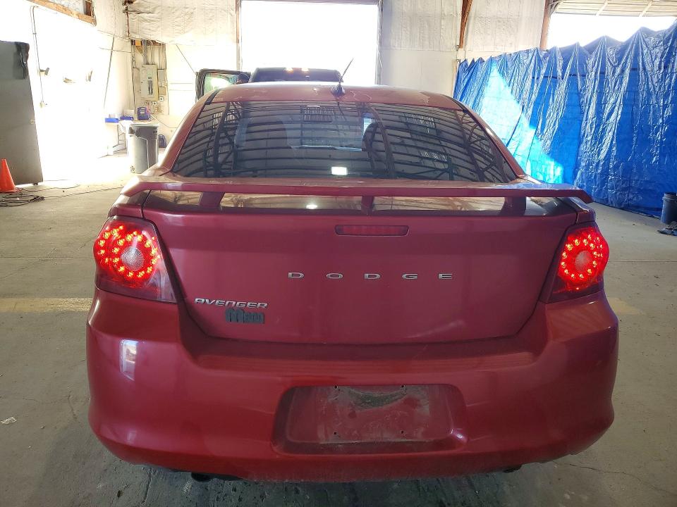 50554266 :رقم المزاد ، 1B3BD1FG2BN551982 vin ، 2011 Dodge Avenger مزاد بيع