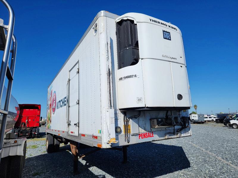 Продажа на аукционе авто 2016 Utility Trailer Mfg, vin: 1UYVS1286GU550302, номер лота: 51532206