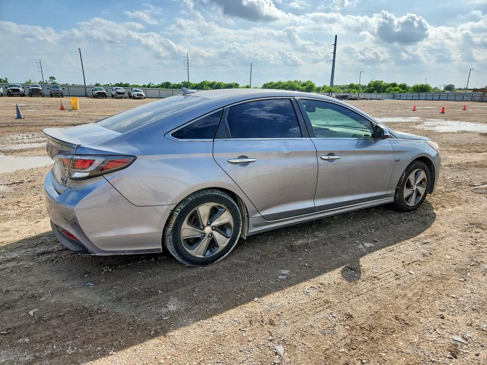 2016 Hyundai Sonata Plug-in Hybrid მანქანა იყიდება აუქციონზე, vin: KMHE54L29GA029847, აუქციონის ნომერი: 49322066