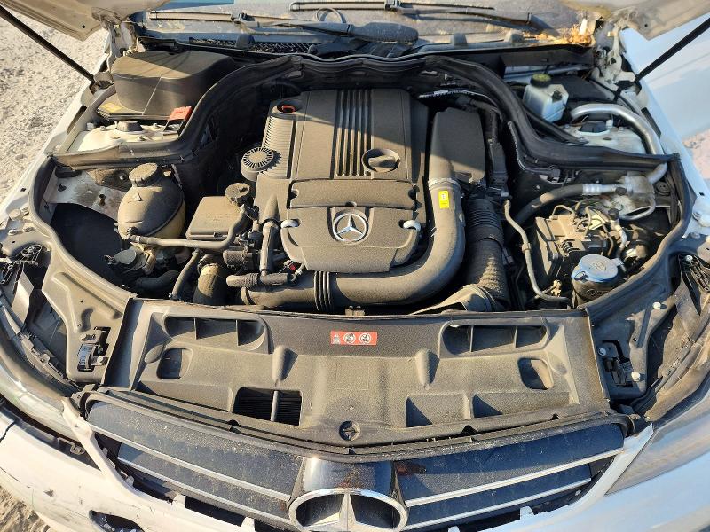 50785806 :رقم المزاد ، WDDGJ4HB4DF996047 vin ، 2013 Mercedes-benz C مزاد بيع