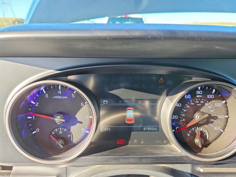 Продаж на аукціоні авто 2022 Kia Carnival, vin: KNDNB4H38N6132532, номер лоту: 49118156