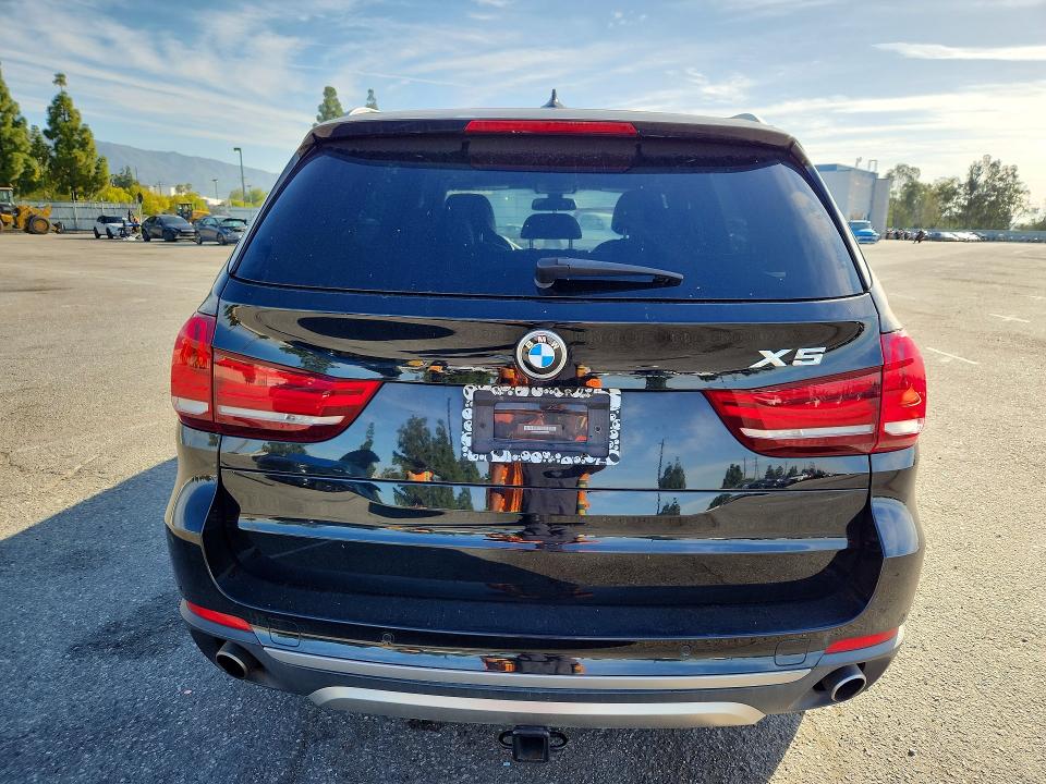 50809966 :رقم المزاد ، 5UXKR0C3XH0V69565 vin ، 2017 Bmw X5 مزاد بيع
