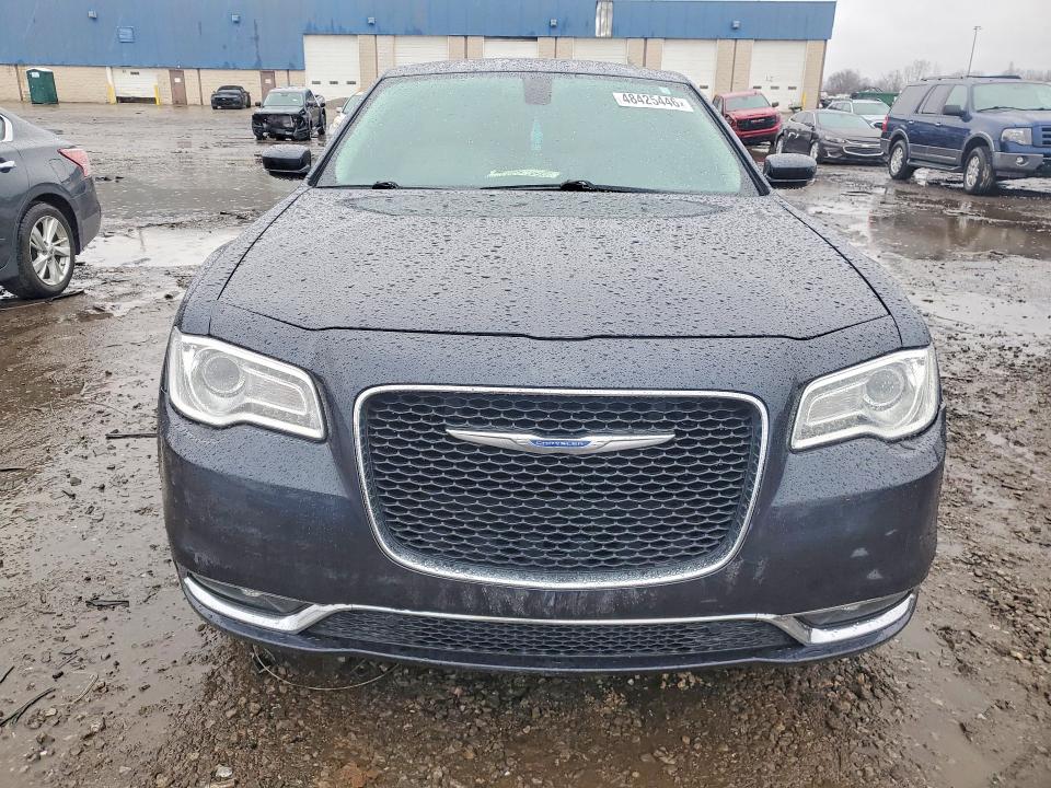 Продаж на аукціоні авто 2018 Chrysler 300, vin: 2C3CCARG3JH286275, номер лоту: 48425446