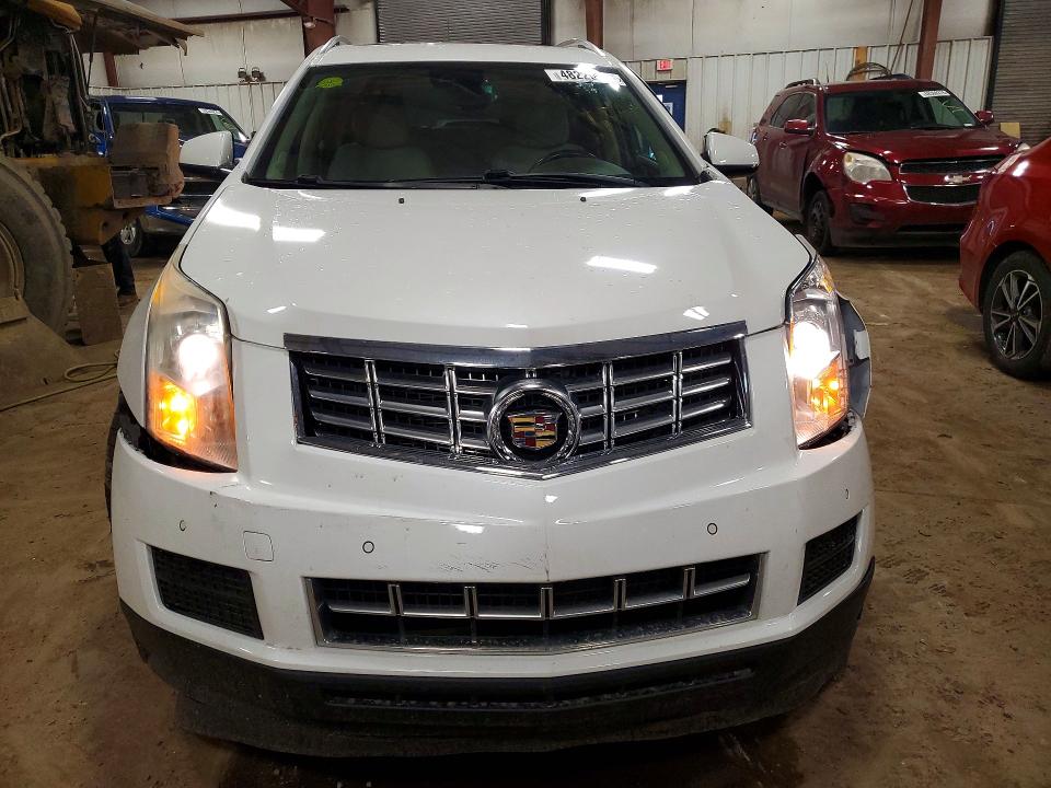 48220696 :رقم المزاد ، 3GYFNEE37FS577017 vin ، 2015 Cadillac Srx مزاد بيع