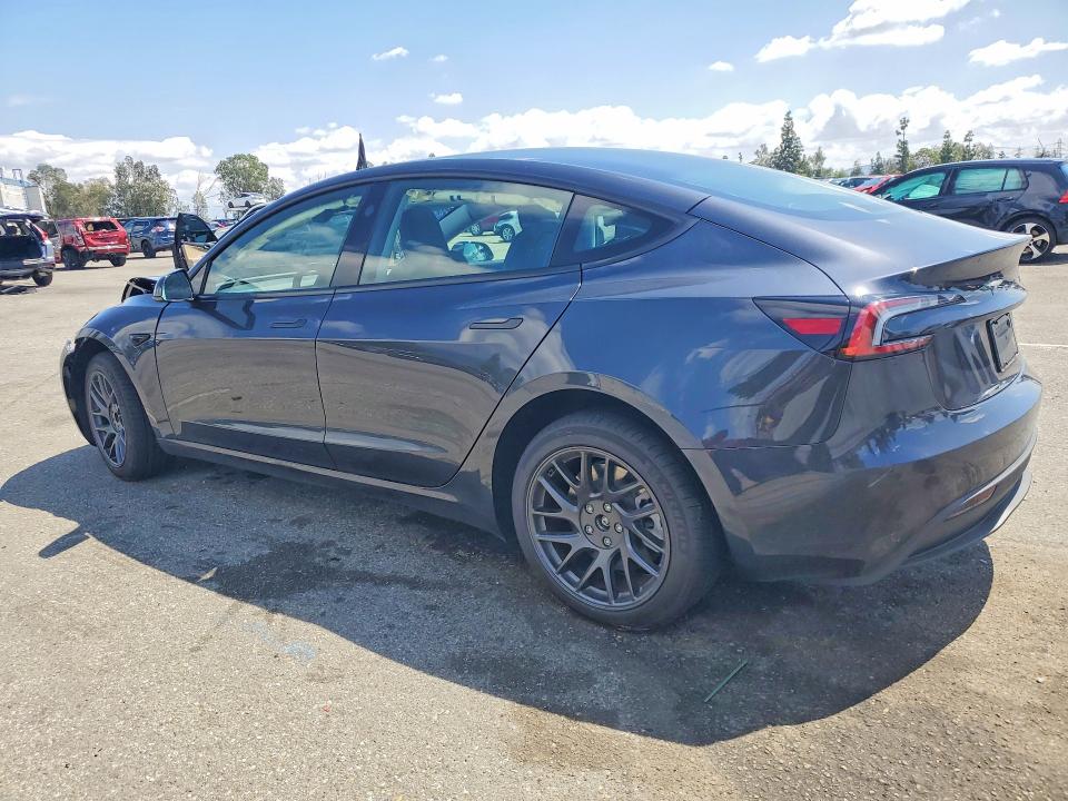 48171586 :رقم المزاد ، 5YJ3E1EA4TF145621 vin ، 2026 Tesla Model 3 مزاد بيع