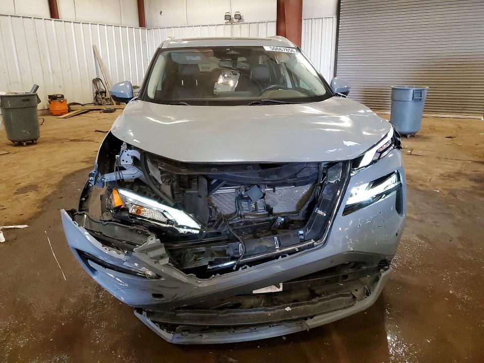 50667856 :رقم المزاد ، 5N1AT3CB8MC740289 vin ، 2021 Nissan Rogue مزاد بيع