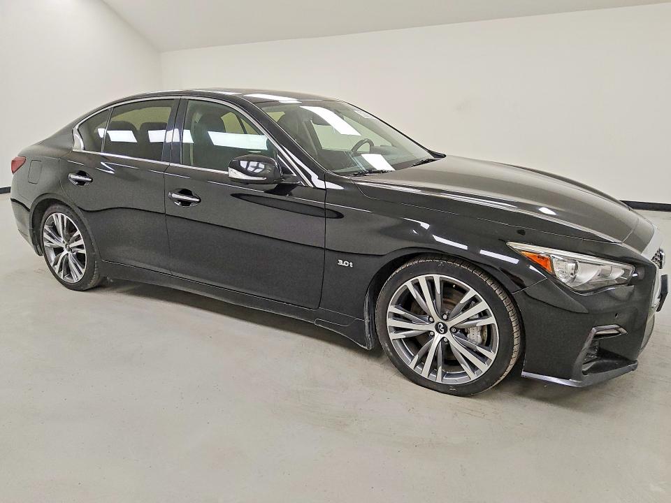48180456 :رقم المزاد ، JN1EV7AP2JM355423 vin ، 2018 Infiniti Q50 مزاد بيع