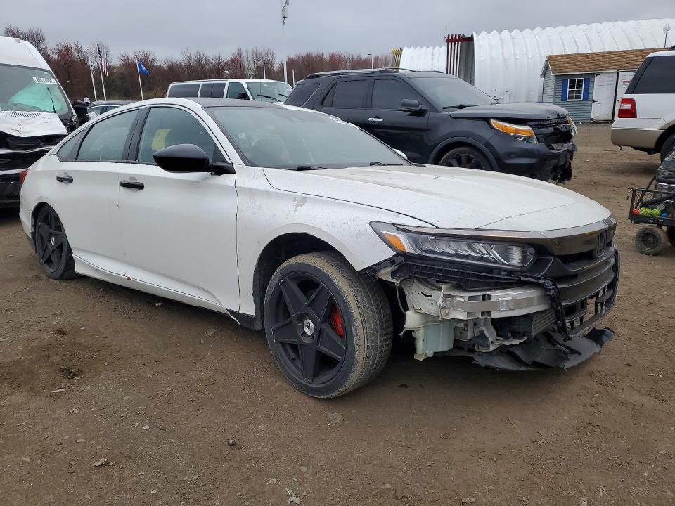 49874246 :رقم المزاد ، 1HGCV1E37JA004177 vin ، 2018 Honda Accord مزاد بيع