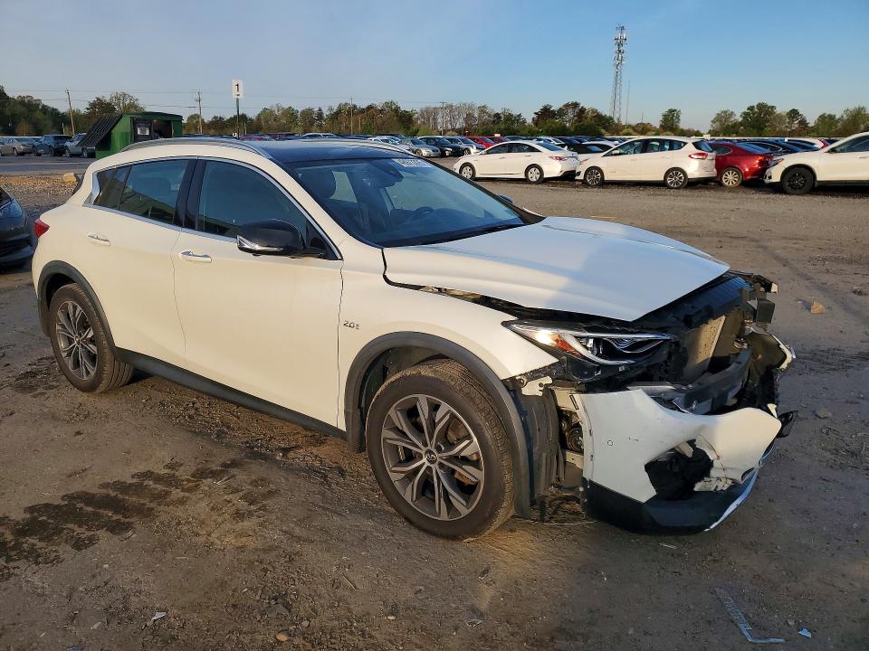 48973326 :رقم المزاد ، SJKCH5CR0KA010826 vin ، 2019 Infiniti Qx30 مزاد بيع