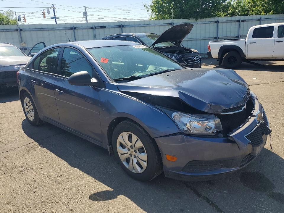 50948926 :رقم المزاد ، 1G1PA5SH7E7309371 vin ، 2014 Chevrolet Cruze مزاد بيع