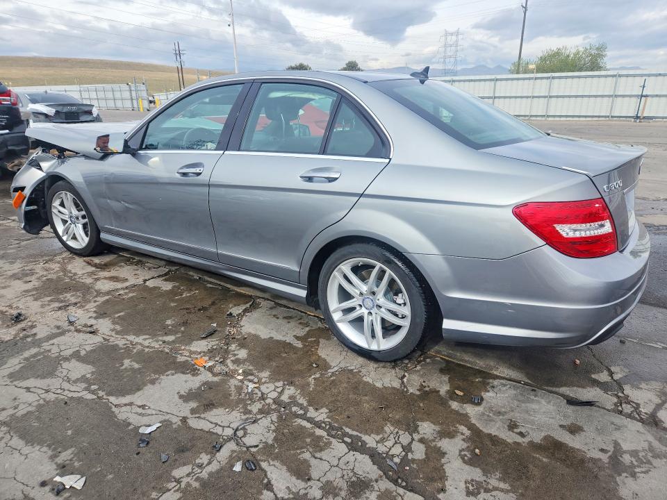 48267336 :رقم المزاد ، WDDGF8ABXDA834777 vin ، 2013 Mercedes-benz C مزاد بيع