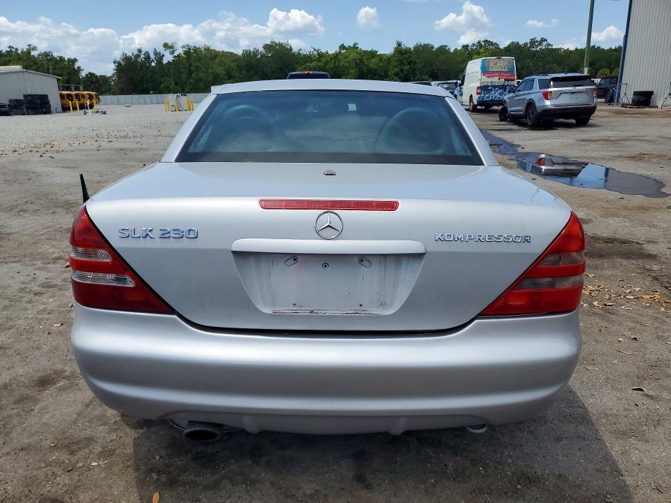 Aukcja sprzedaży 2001 Mercedes-benz Slk, vin: WDBKK49F31F203933, numer aukcji: 51858496