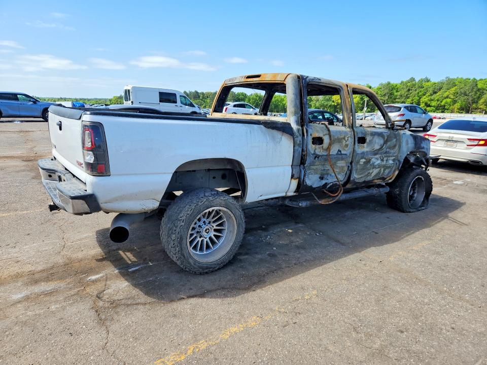 Продажа на аукционе авто 2005 Gmc Sierra, vin: 1GTHC23205F803978, номер лота: 49002536