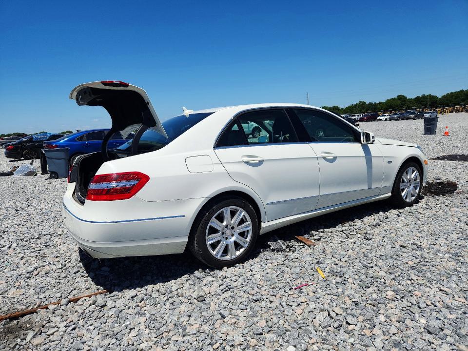 51546586 :رقم المزاد ، WDDHF8JB1CA544401 vin ، 2012 Mercedes-benz E مزاد بيع