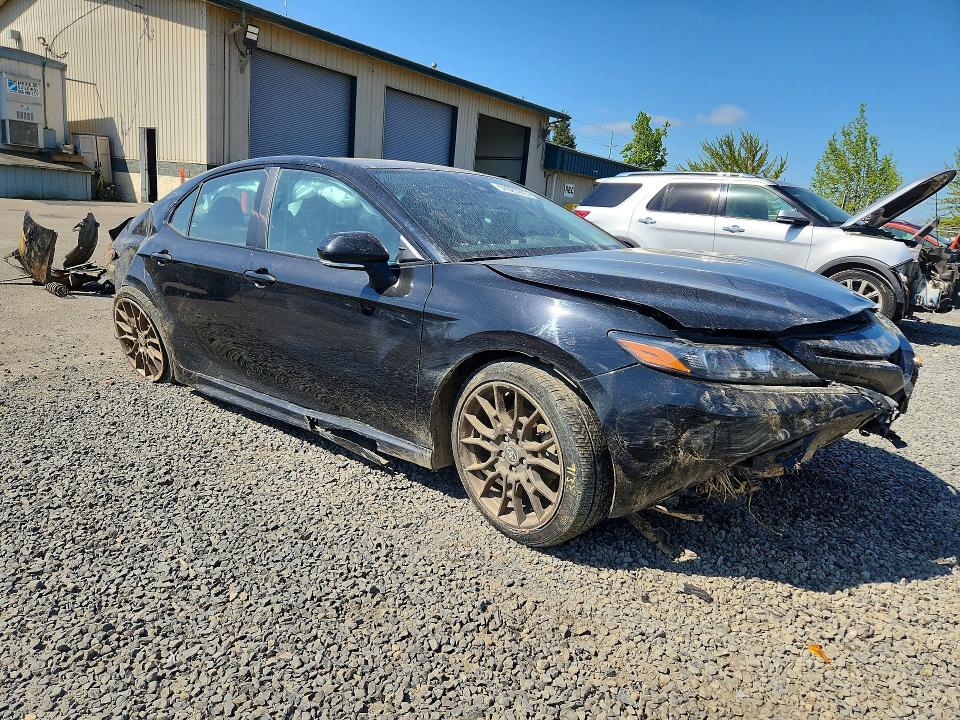 2023 Toyota Camry Hybrid მანქანა იყიდება აუქციონზე, vin: 4T1T31AK7PU047132, აუქციონის ნომერი: 51625916