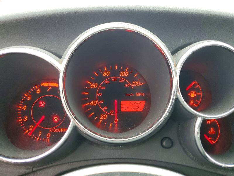 48490196 :رقم المزاد ، 2T1LR32EX3C102204 vin ، 2005 Toyota Matrix مزاد بيع