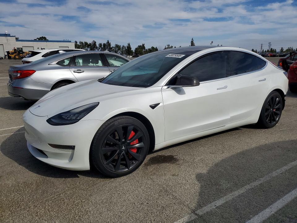 48829586 :رقم المزاد ، 5YJ3E1EA3LF745918 vin ، 2020 Tesla Model 3 مزاد بيع