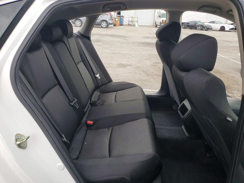 48676816 :رقم المزاد ، 1HGCV1F13JA198073 vin ، 2018 Honda Accord مزاد بيع