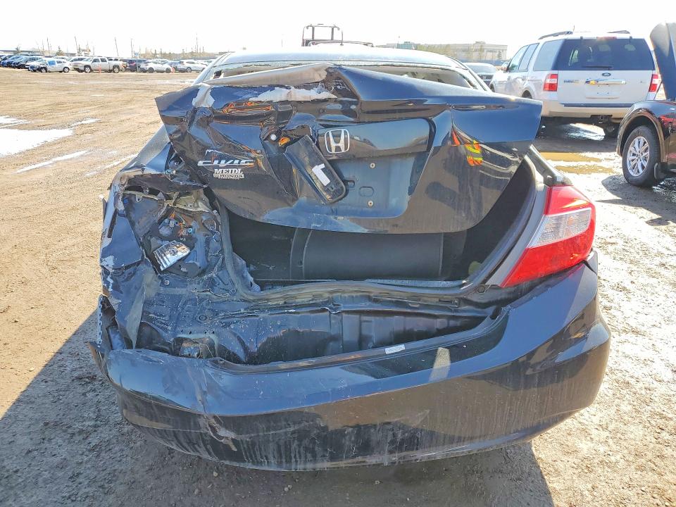 Продажа на аукционе авто 2012 Honda Civic, vin: 2HGFB2F42CH110401, номер лота: 49823886