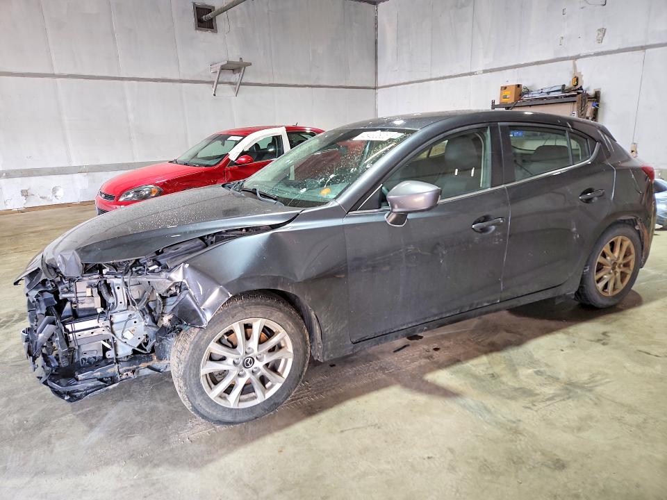 48432806 :رقم المزاد ، JM1BM1K74G1331357 vin ، 2016 Mazda 3 مزاد بيع