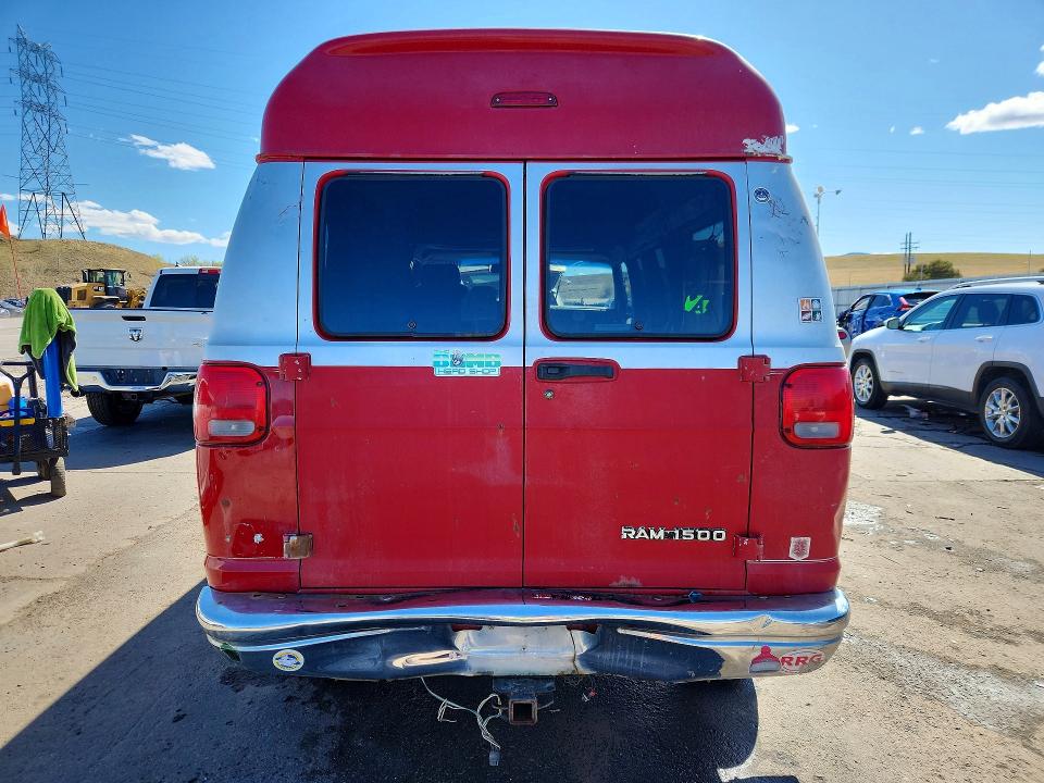49581566 :رقم المزاد ، 2B6HB11Y5YK131432 vin ، 2000 Dodge Ram Van مزاد بيع