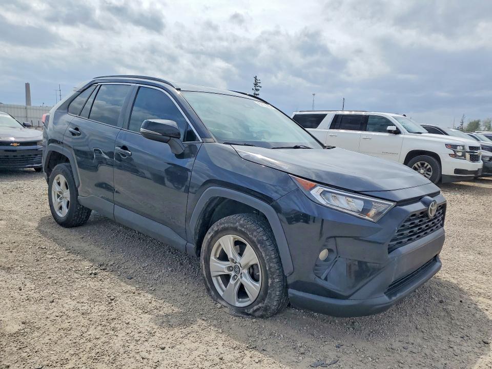 Aukcja sprzedaży 2019 Toyota Rav4, vin: 2T3W1RFV1KC013807, numer aukcji: 51105686