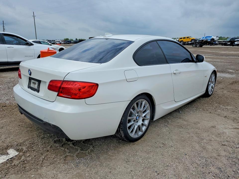 2013 Bmw 328 მანქანა იყიდება აუქციონზე, vin: WBAKE3C50DE772202, აუქციონის ნომერი: 50982136