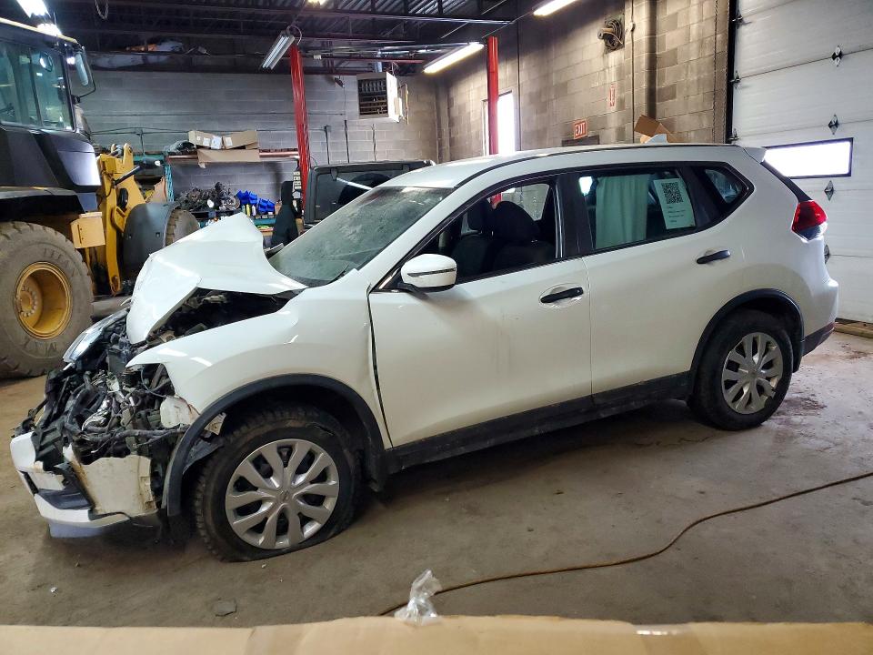 Auction sale of the 2018 Nissan Rogue, vin: 5N1AT2MV6JC811648, lot number: 47829166