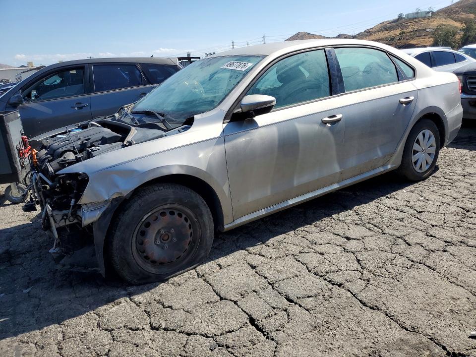 2012 Volkswagen Passat მანქანა იყიდება აუქციონზე, vin: 1VWAP7A32CC006898, აუქციონის ნომერი: 49677876