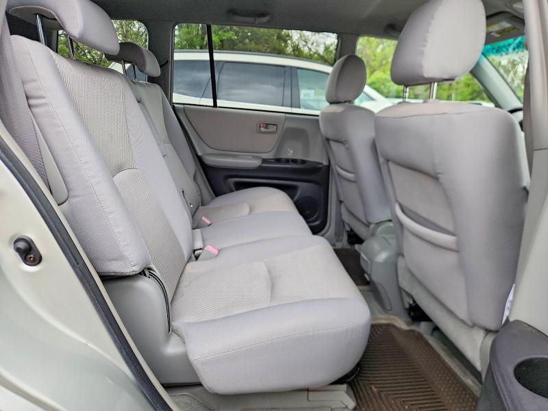 51869326 :رقم المزاد ، JTEDP21A340027050 vin ، 2004 Toyota Highlander مزاد بيع