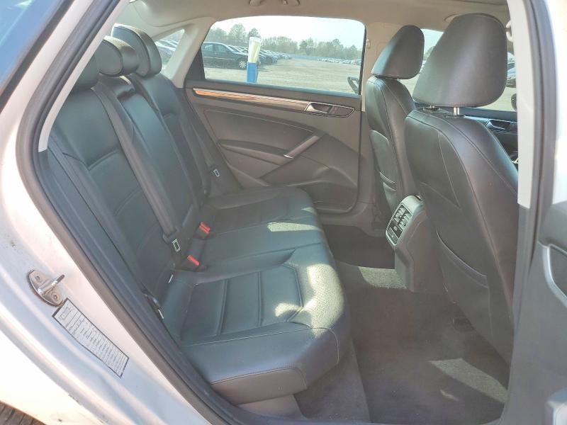 Продажа на аукционе авто 2016 Volkswagen Passat, vin: 1VWBT7A32GC011623, номер лота: 48703376