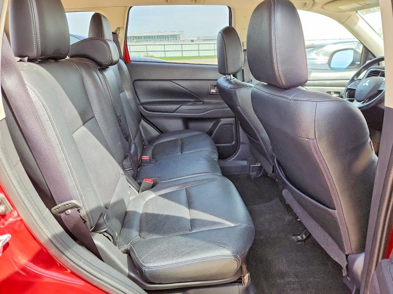 Продаж на аукціоні авто 2016 Mitsubishi Outlander, vin: JA4AZ3A38GZ011137, номер лоту: 50506146
