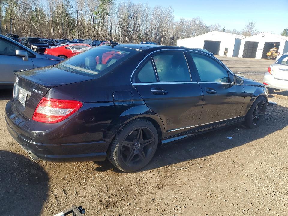 2010 Mercedes-benz C მანქანა იყიდება აუქციონზე, vin: WDDGF8HB0AF511715, აუქციონის ნომერი: 51328256