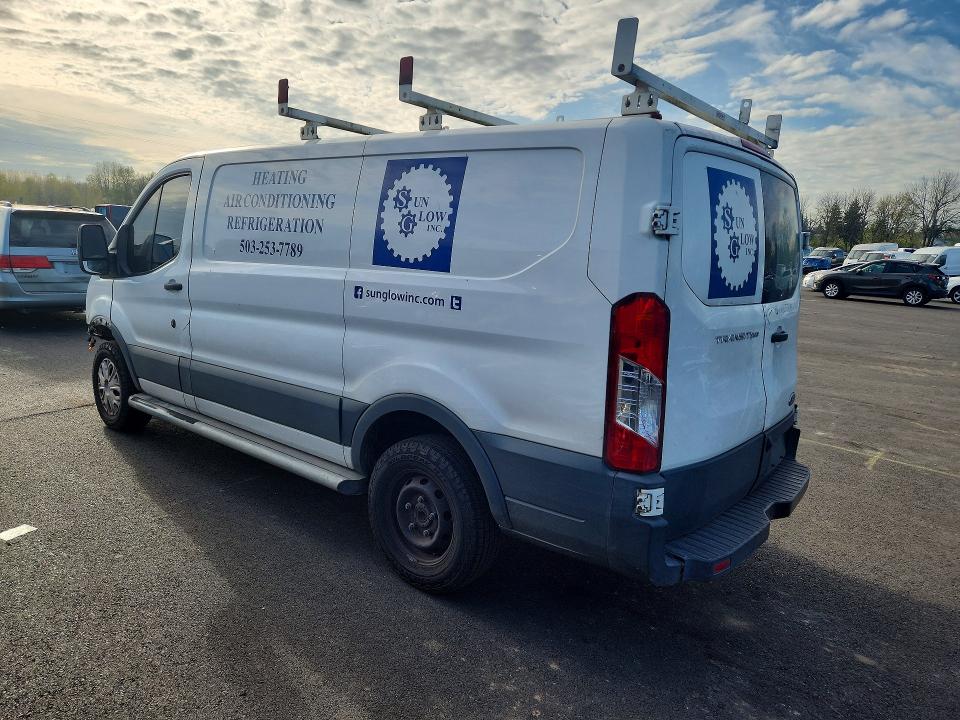 49573926 :رقم المزاد ، 1FTYR1ZM3GKB34522 vin ، 2016 Ford Transit مزاد بيع