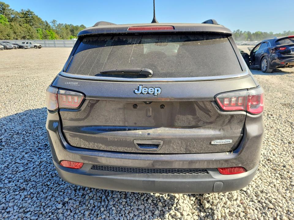 50425296 :رقم المزاد ، 3C4NJCBB7JT327695 vin ، 2018 Jeep Compass مزاد بيع