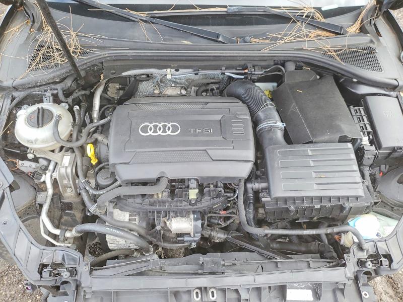 49740966 :رقم المزاد ، WAUCCGFF8F1016004 vin ، 2015 Audi A3 مزاد بيع
