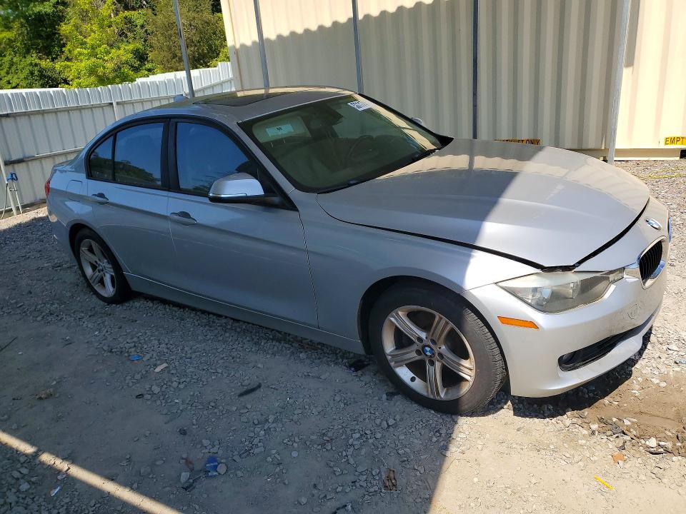 2013 Bmw 328 მანქანა იყიდება აუქციონზე, vin: WBA3C1C52DF442859, აუქციონის ნომერი: 50117456