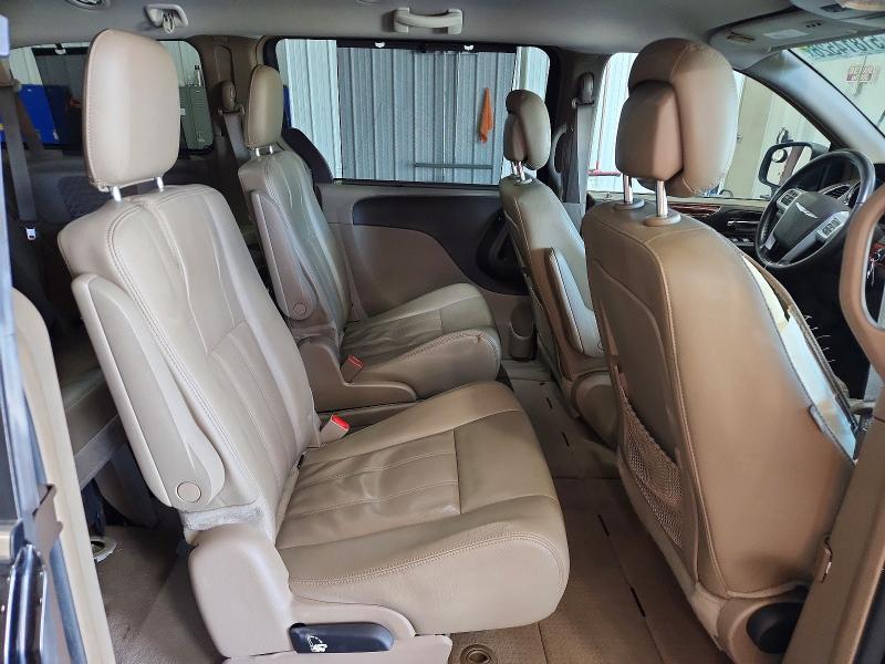 51814526 :رقم المزاد ، 2C4RC1BG8GR199913 vin ، 2016 Chrysler Town & Country مزاد بيع